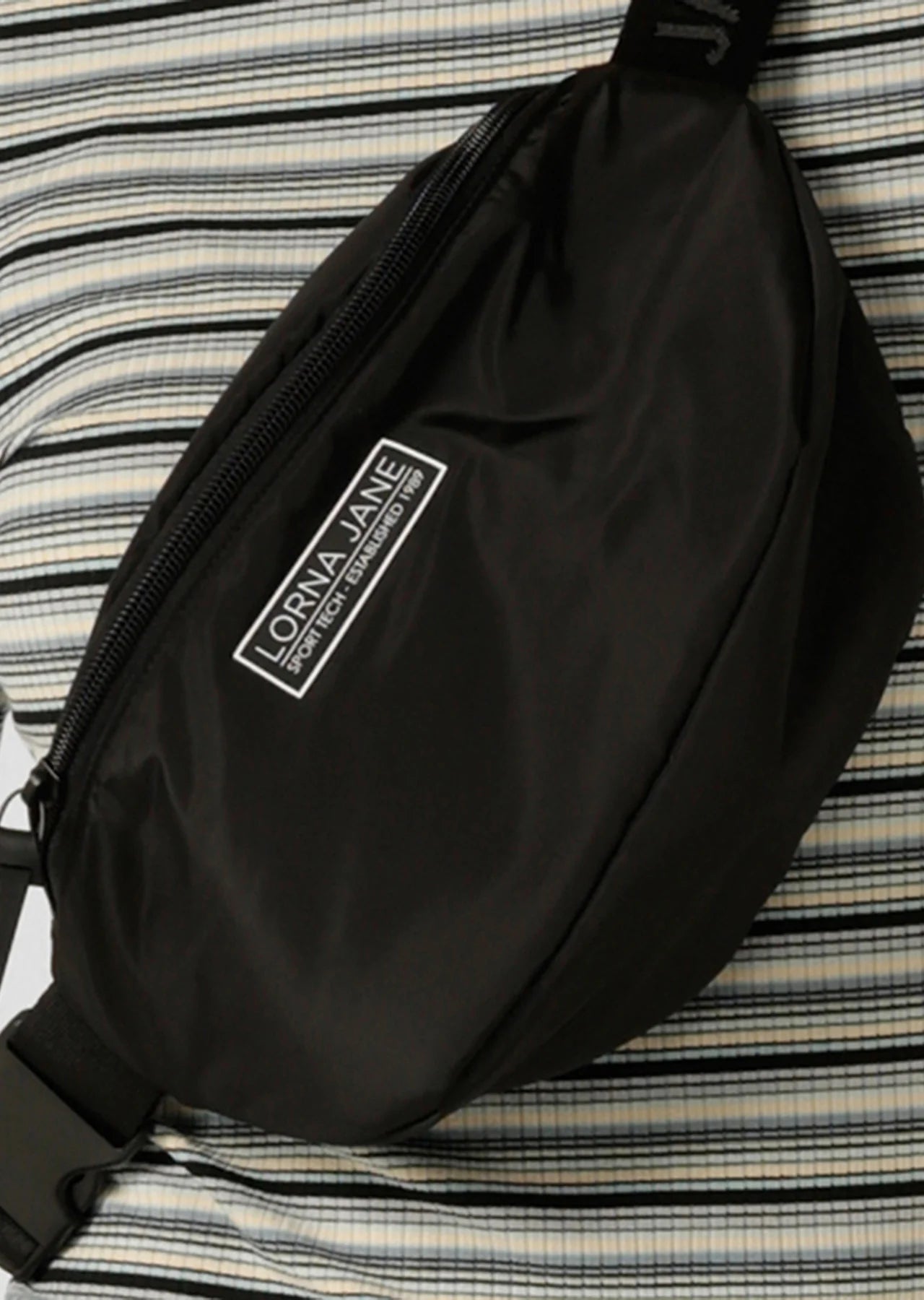 Essential Belt Bag