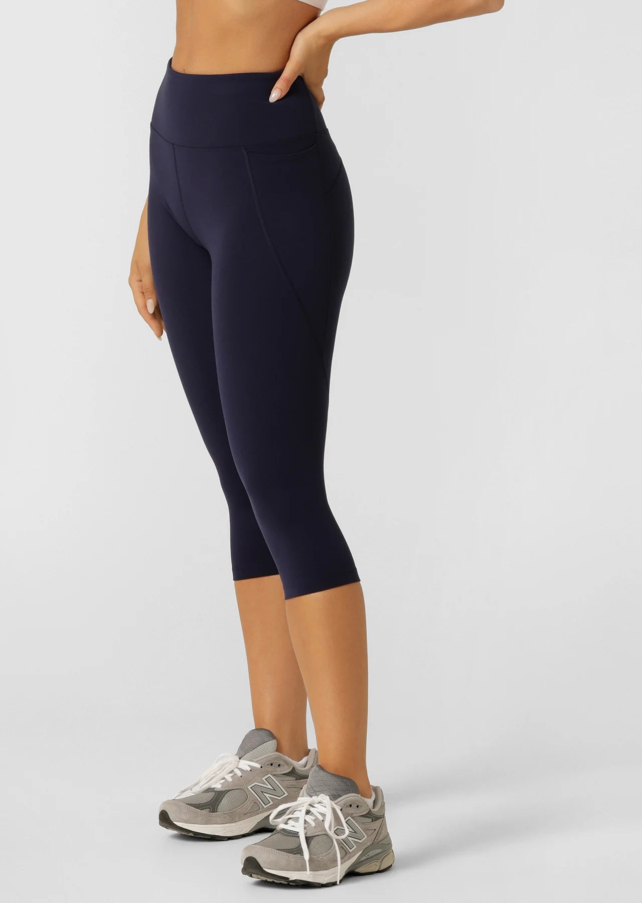 Amy Phone Pocket 3/4 Tech Leggings