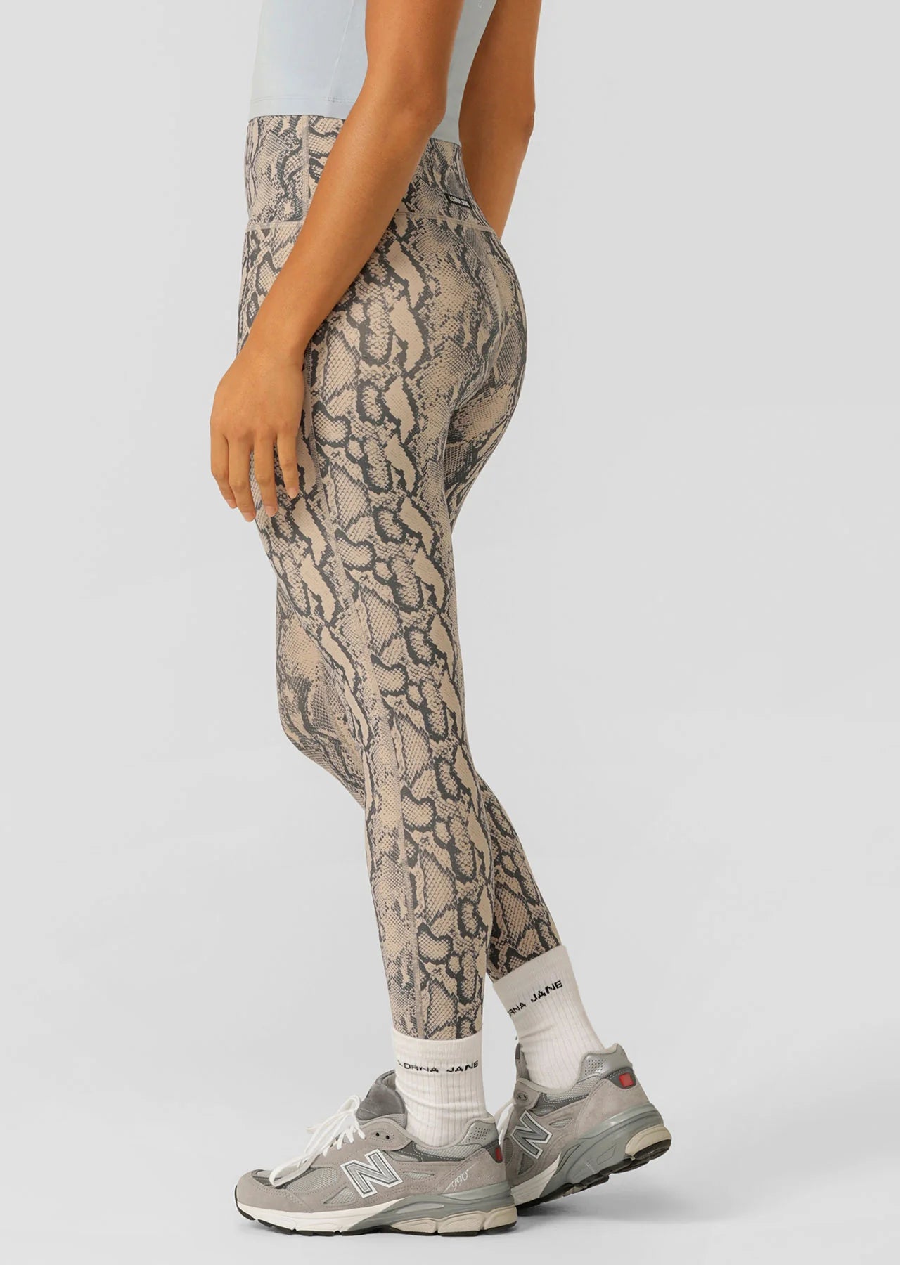 Soft Serpentine No Ride Ankle Biter Leggings