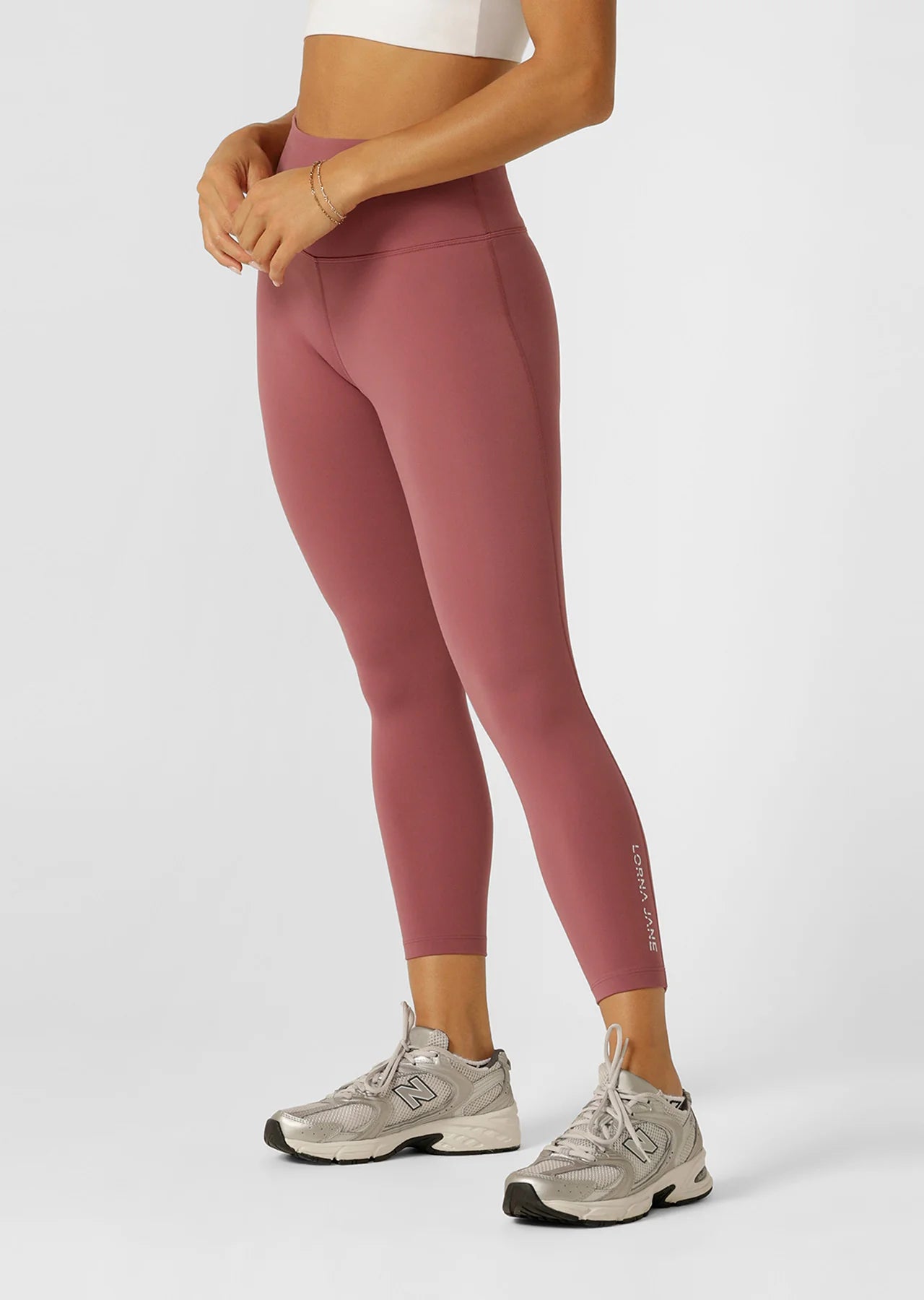 Lotus No Chafe Phone Pocket Ankle Biter Leggings