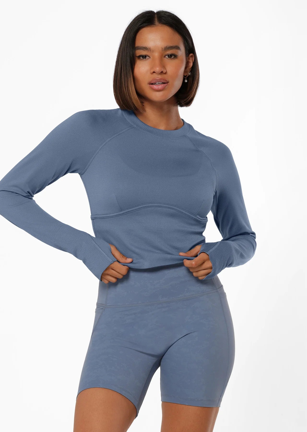 Seamless Contour Cropped Long Sleeve Top