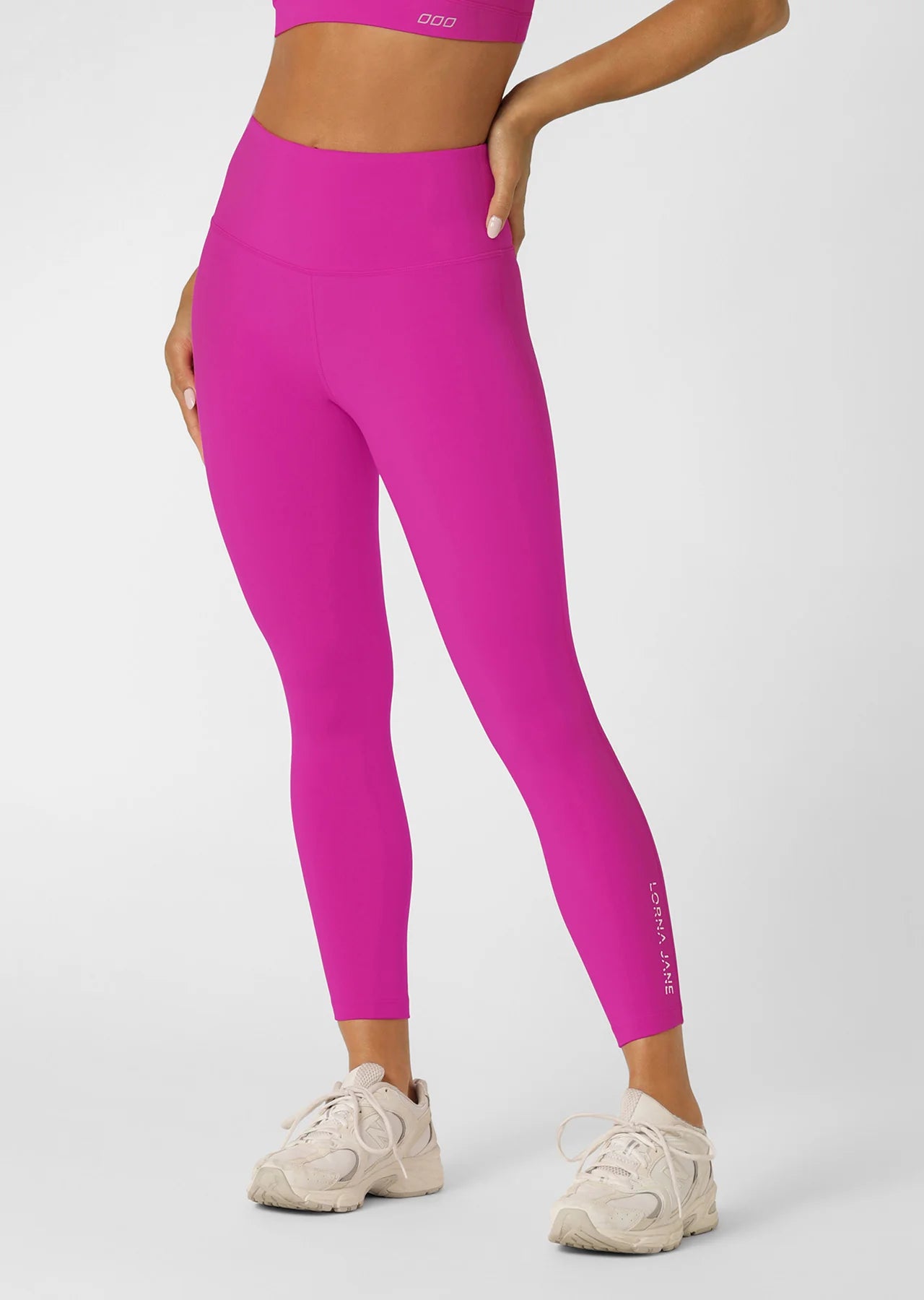Lotus No Chafe Phone Pocket Ankle Biter Leggings