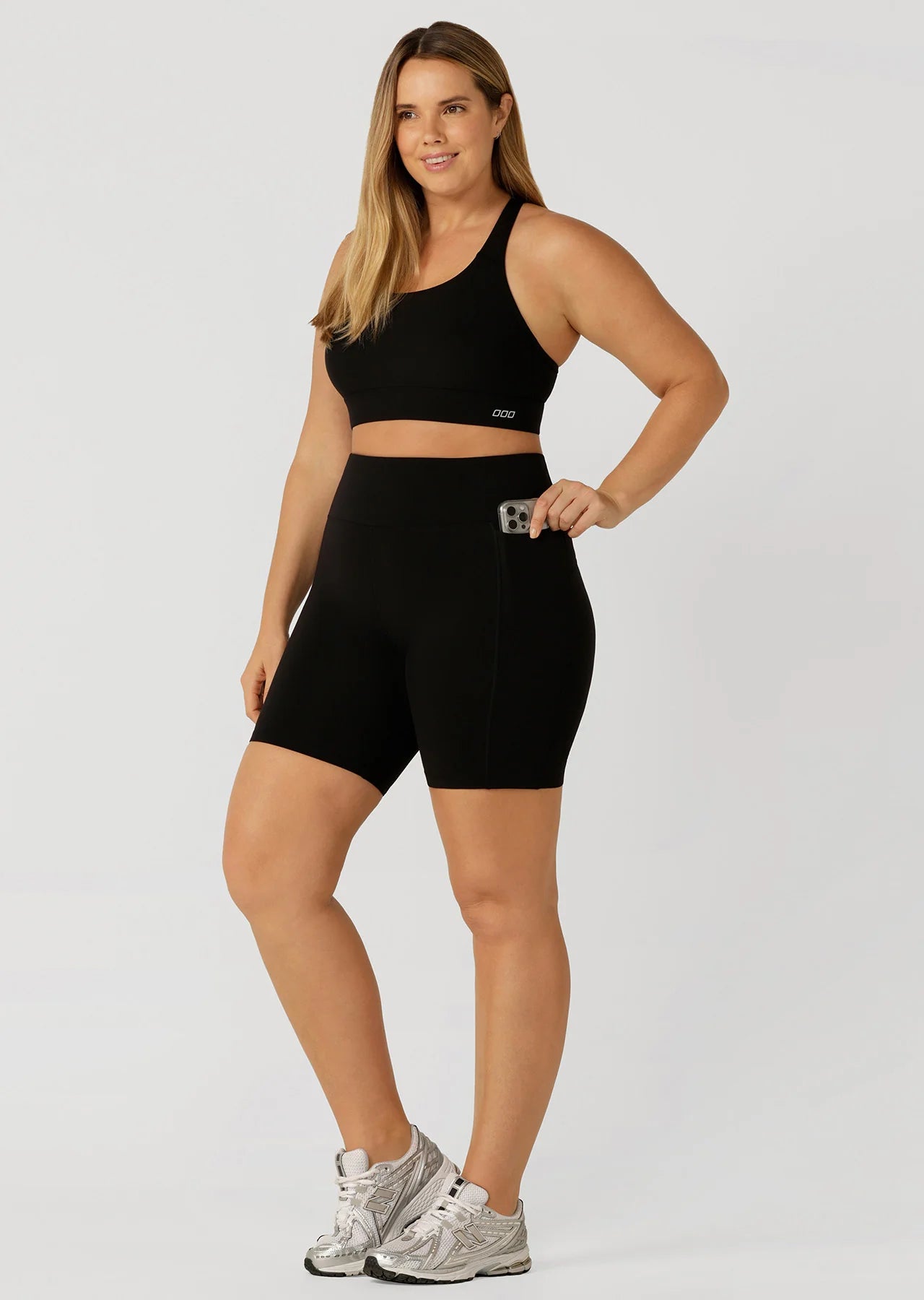 Amy Phone Pocket Tech Bike Shorts