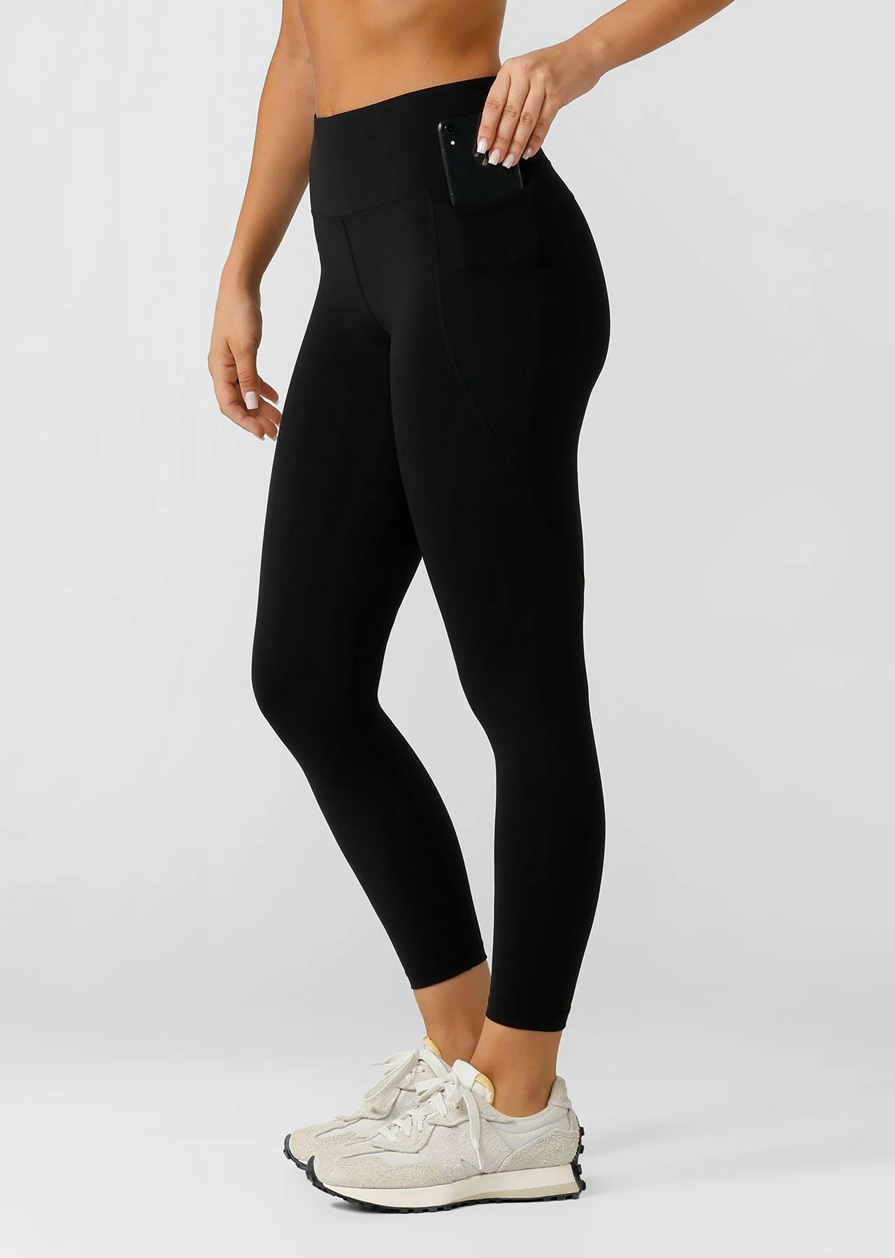 Amy Phone Pocket Tech Ankle Biter Leggings
