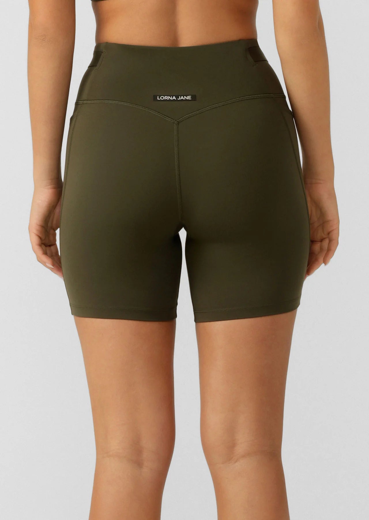 Cinch And Support Phone Pocket Bike Shorts