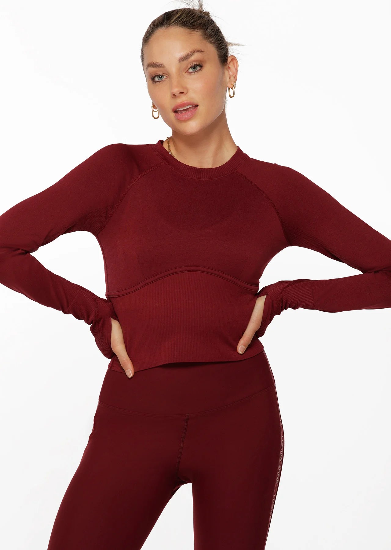 Seamless Contour Cropped Long Sleeve Top