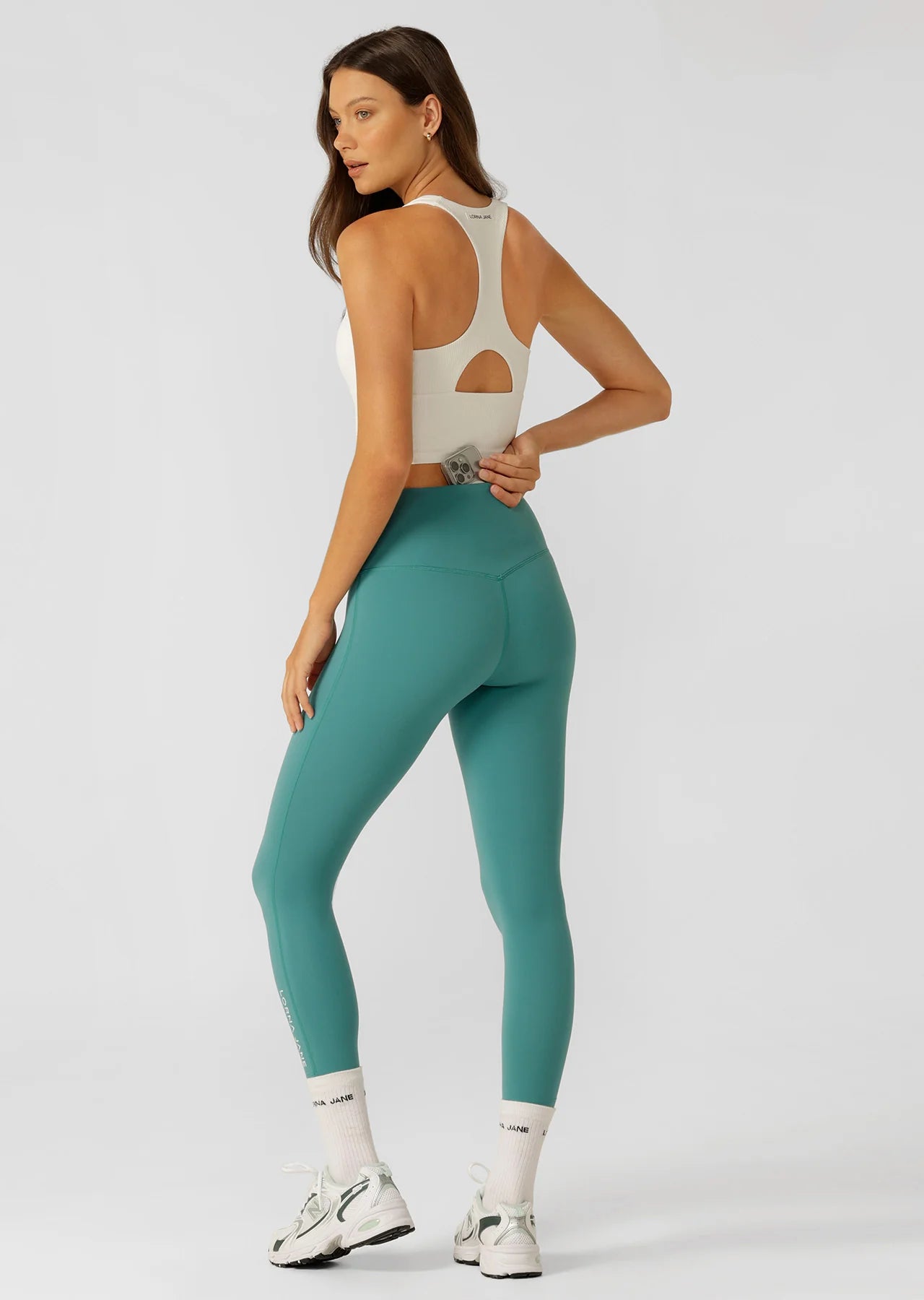 Lotus No Chafe Phone Pocket Ankle Biter Leggings