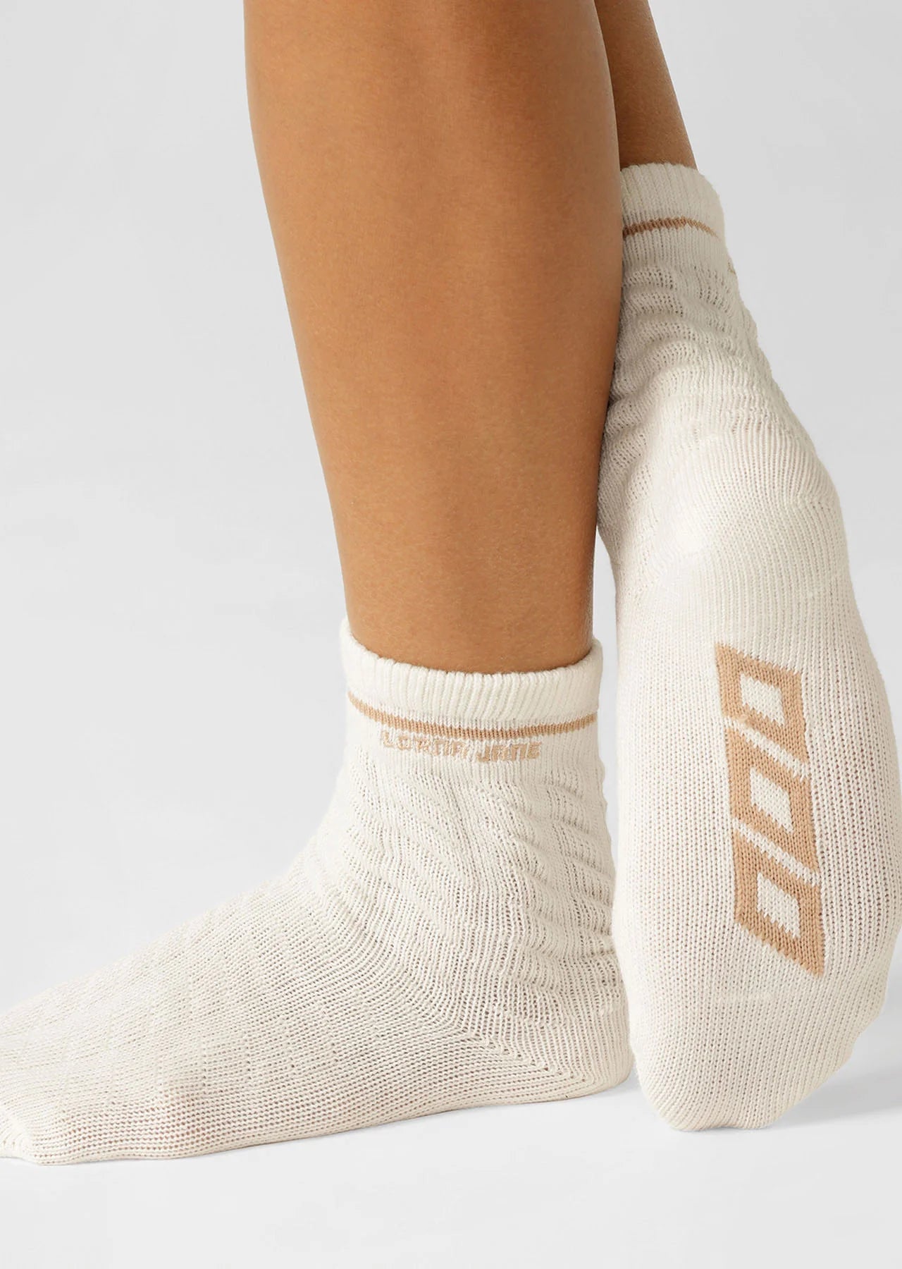 Cable Knit Crew Socks