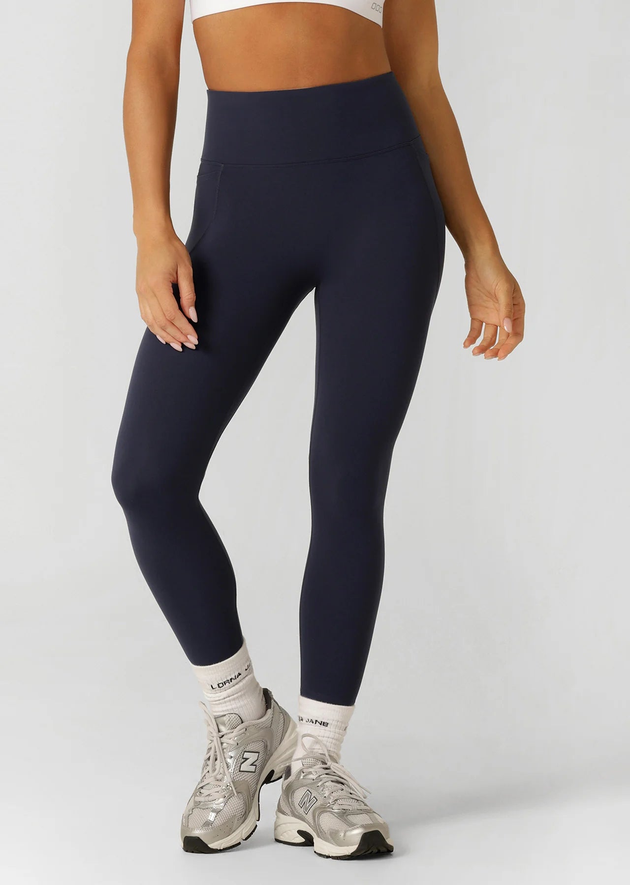 Amy No Ride Phone Pocket Ankle Biter Leggings