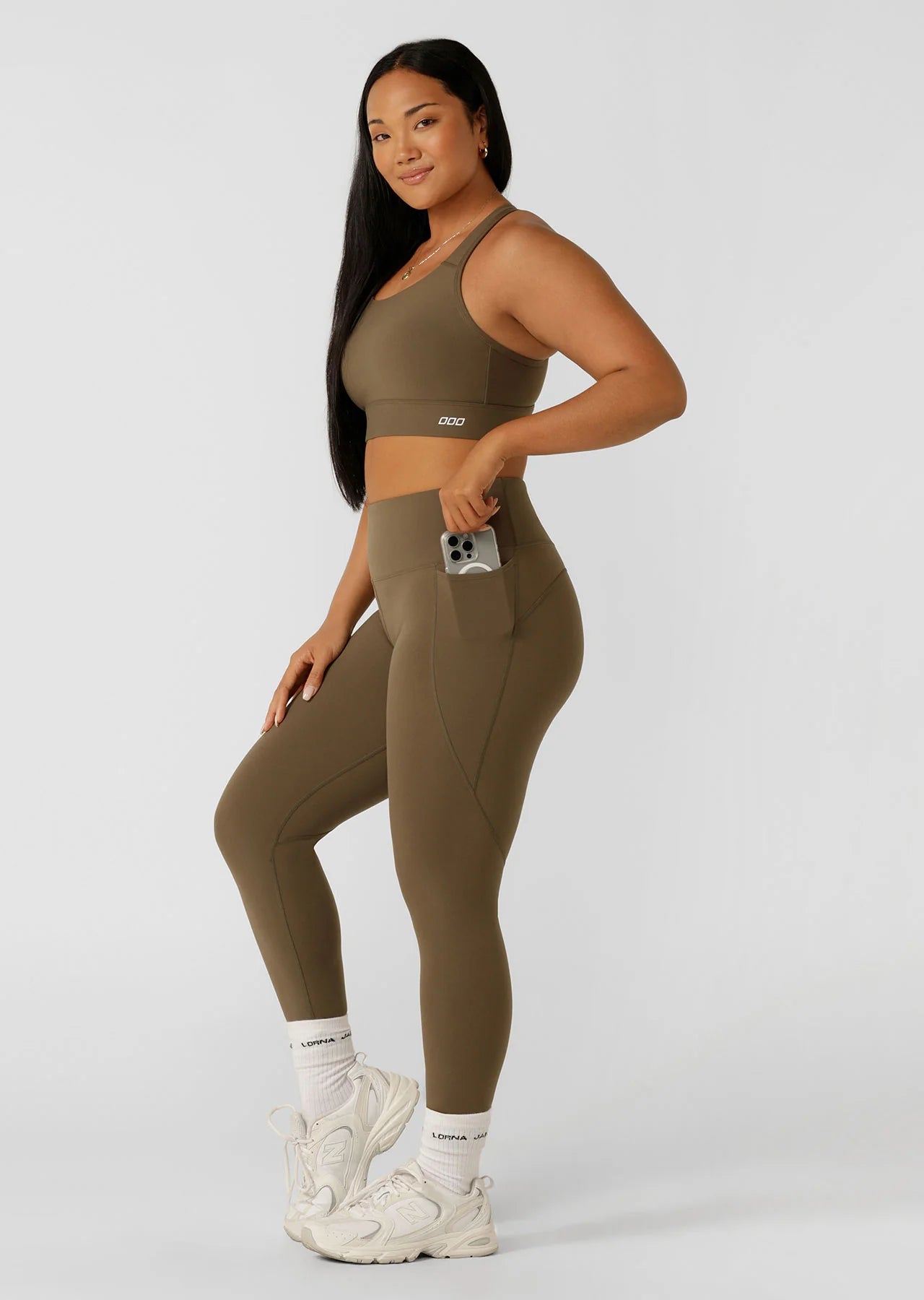 Amy Phone Pocket Tech Ankle Biter Leggings