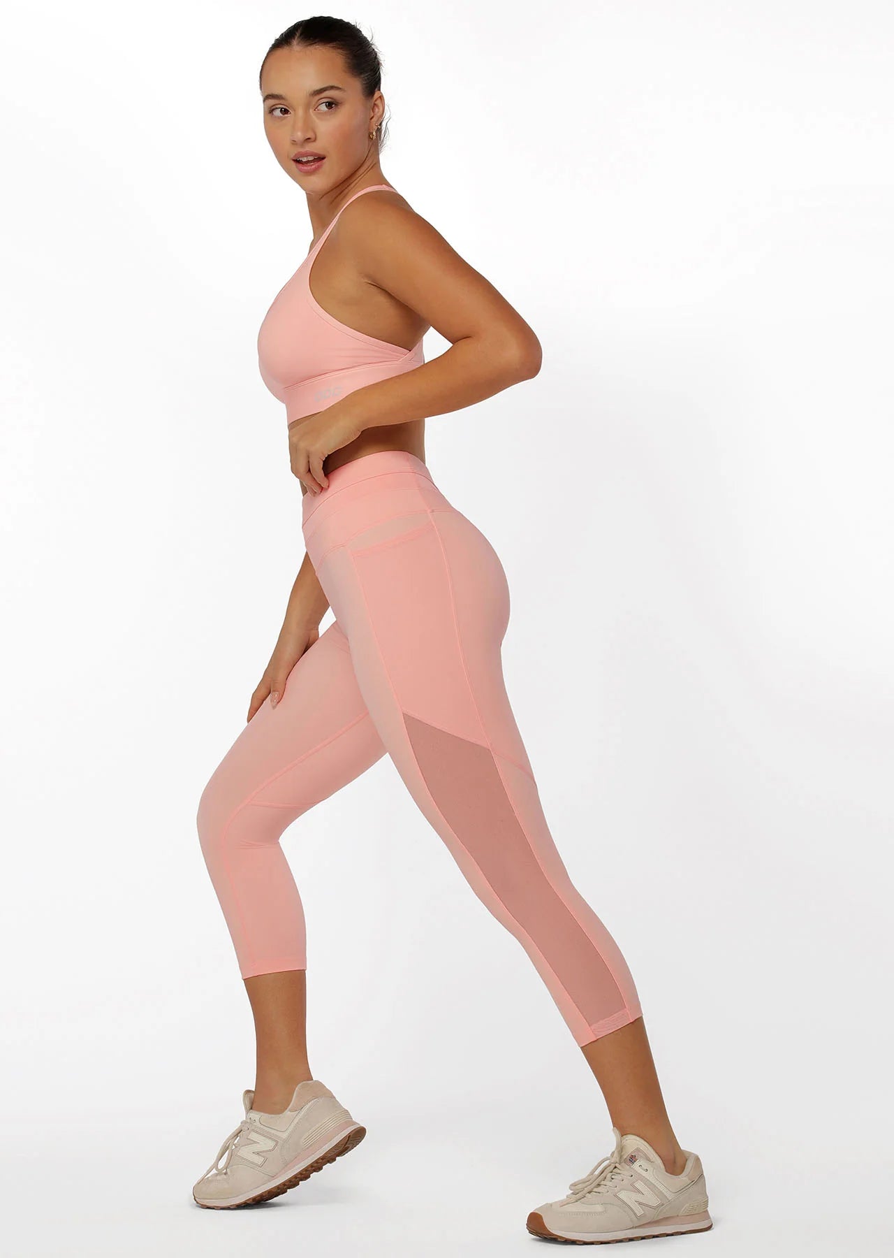 Ultra Hold Booty 7/8 Leggings