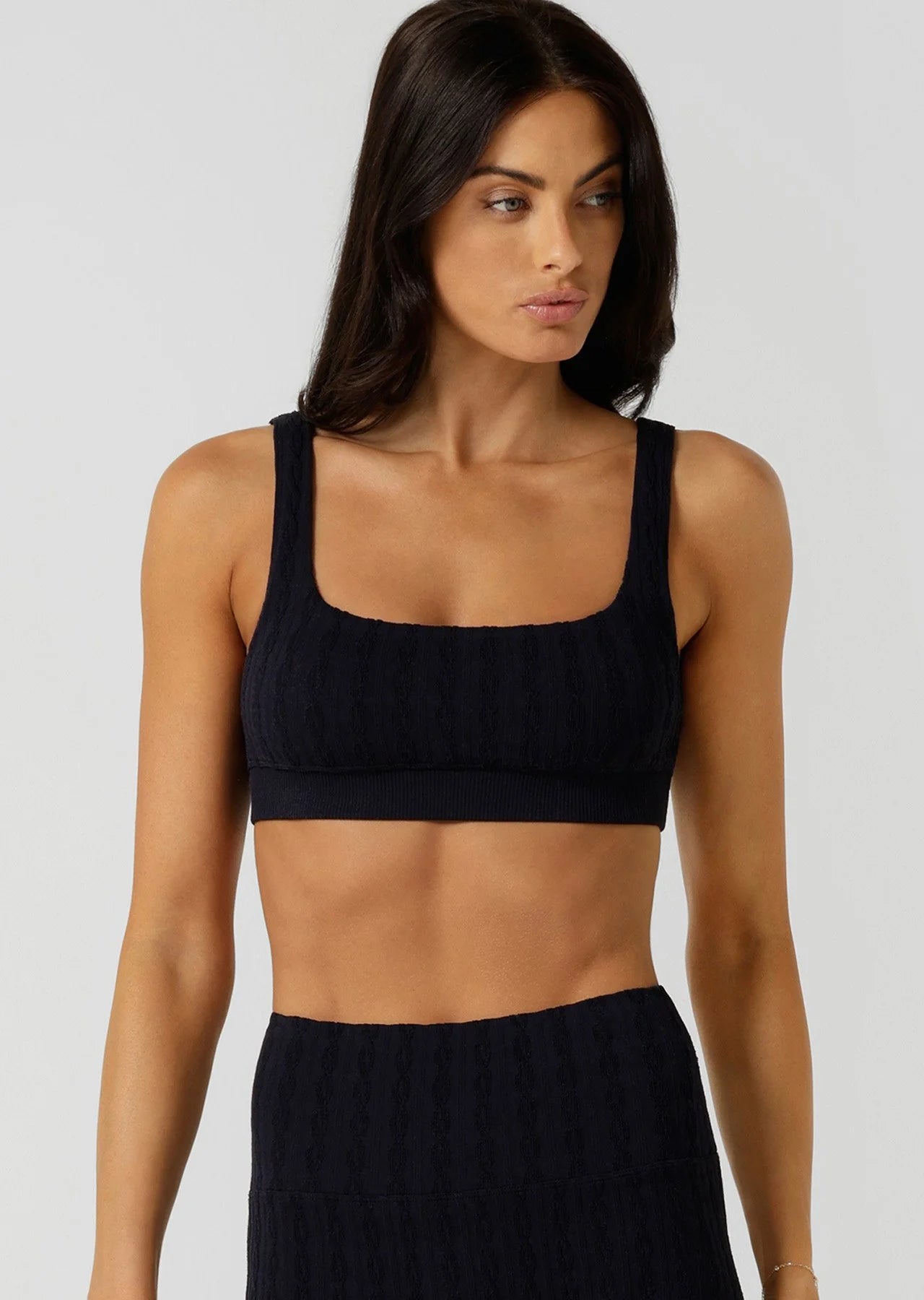 Cable Seamless Sports Bra