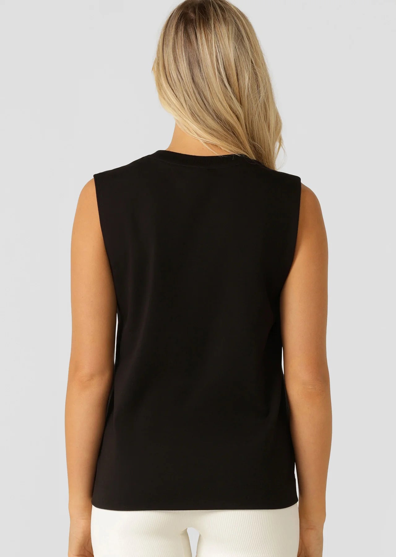 Everyday Essential Muscle Tank