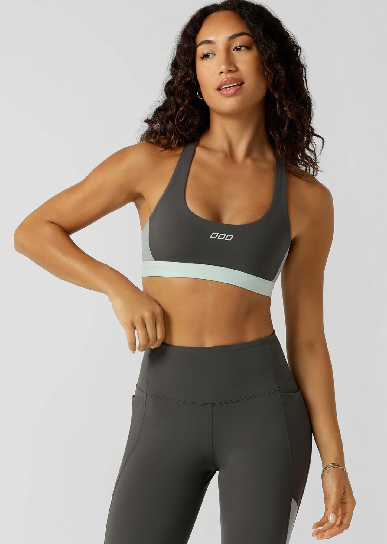 Trailblazer Pocket Sports Bra